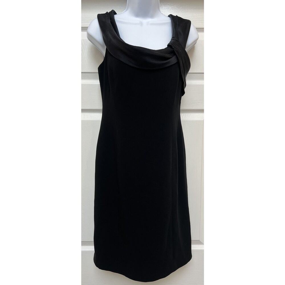Talbots Women Sheath Dress Size 4 Petite 4P Silk Trim Scoop Neck V-Cut Back